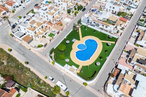Villa en La Marina, Alicante, La Marina - € 189.000 | Ref: B6157VA - photo 42